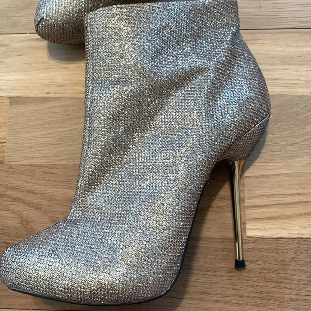 DEB Glitter Stiletto High Heel Ankle Booties w/ Side Zipper Gold Women’s 6
